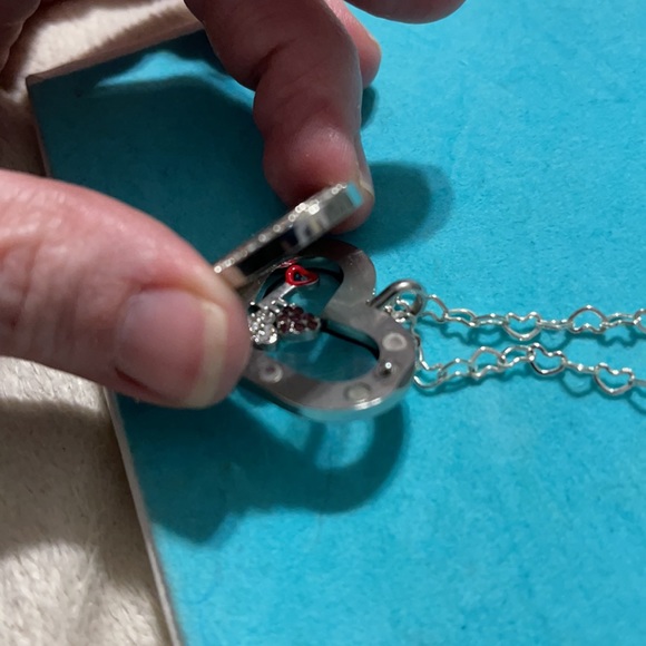 Origami Owl Small Heart Locket - Picture 3 of 8